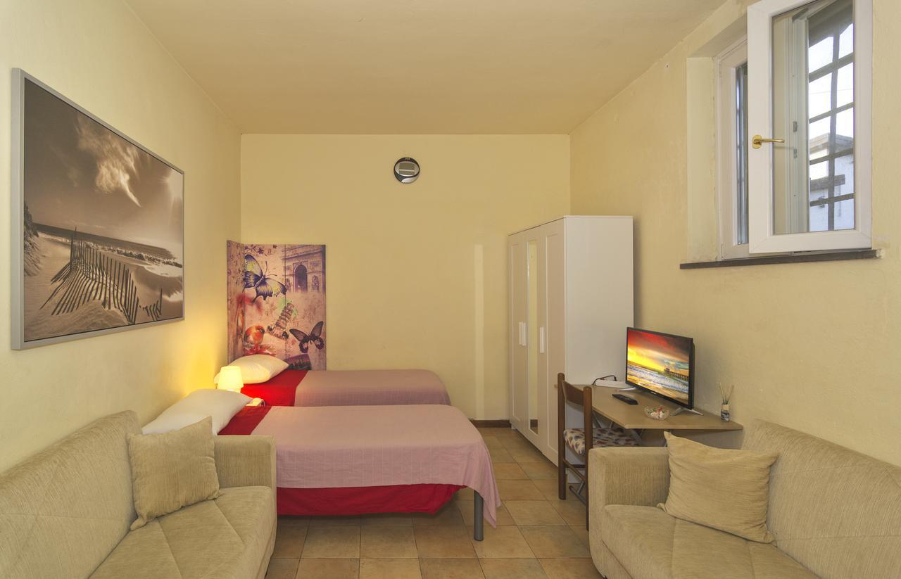 Holiday House Ospedale B&B Ghizzano Eksteriør bilde