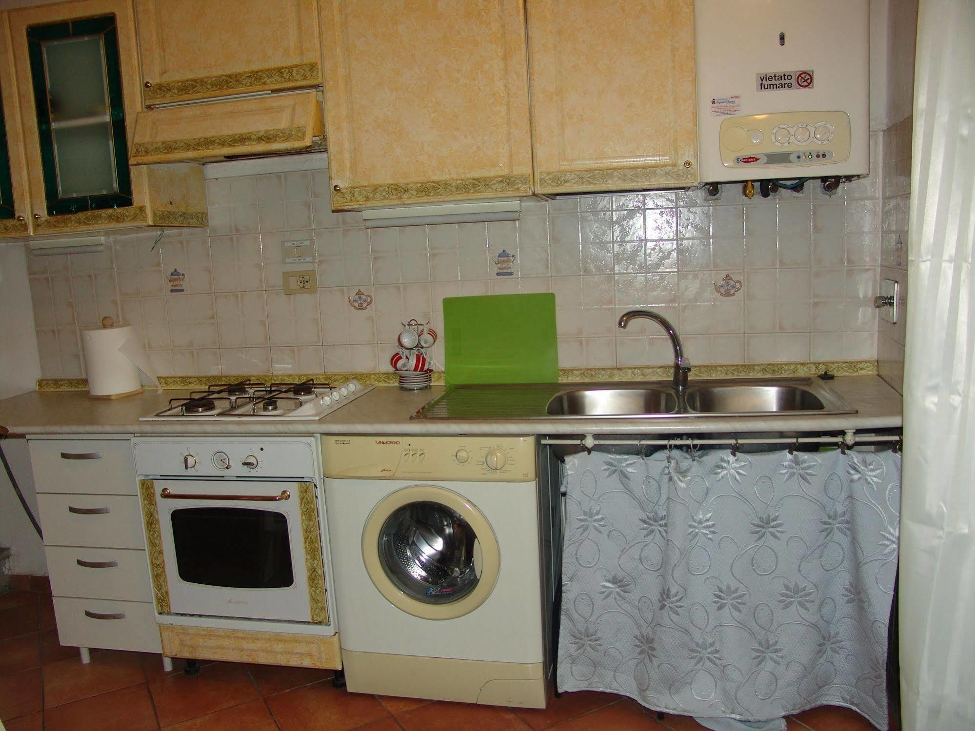 Holiday House Ospedale B&B Ghizzano Eksteriør bilde